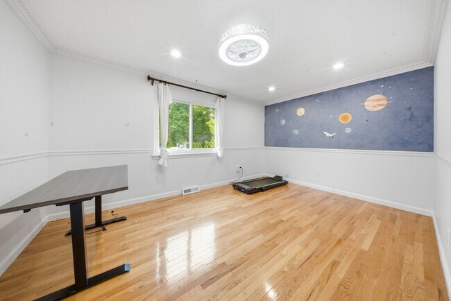 Building Photo - 7 Sherborne Cir