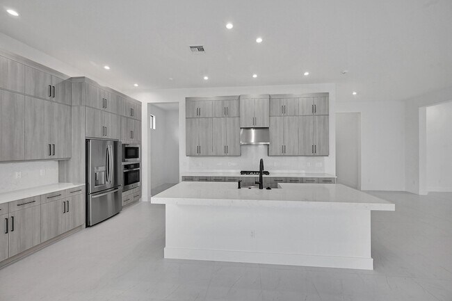 Building Photo - 9520 St Germain Dr
