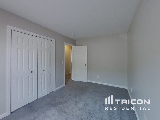 Building Photo - 8130 Grove Berry Dr
