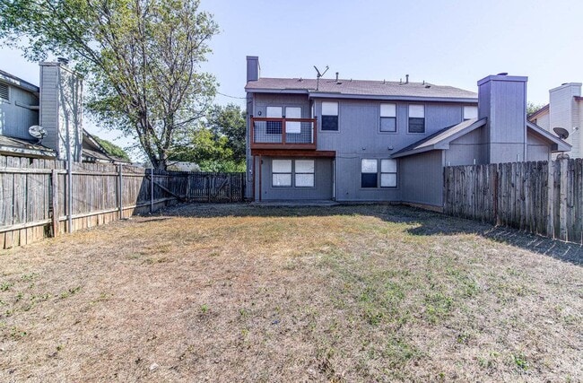 Building Photo - 1205 Gregory Ln