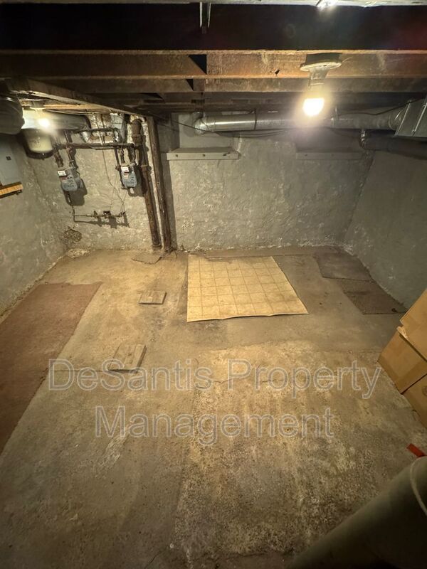 Building Photo - 1815 Locust St