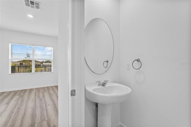 Building Photo - 5948 Piney Shrub Pl