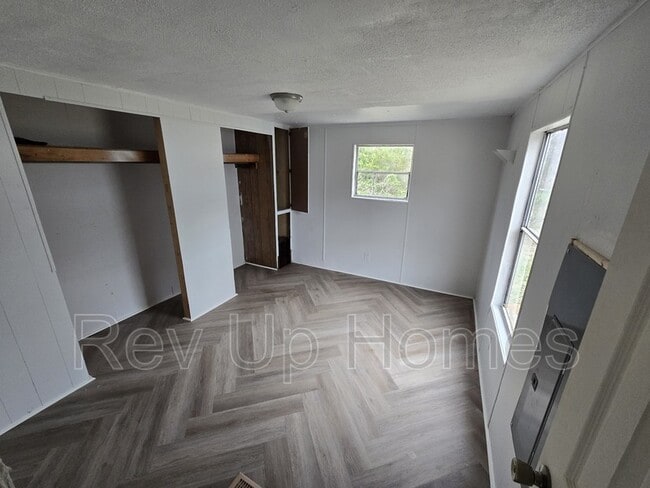 Building Photo - N 38 Danville 3701 US-29 BUS