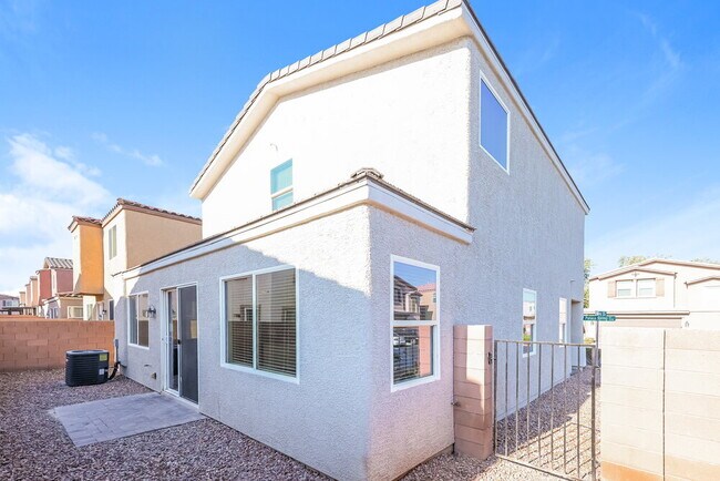 Building Photo - 5350 Panaca Spring St