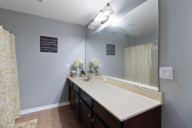 Building Photo - 15210 Montesino Dr