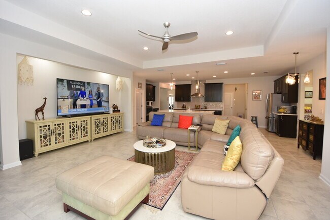 Building Photo - 143 Wood Stork Ln