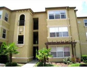 Building Photo - Fully renovated 2-Bed with 1.5 Baths at Co...
