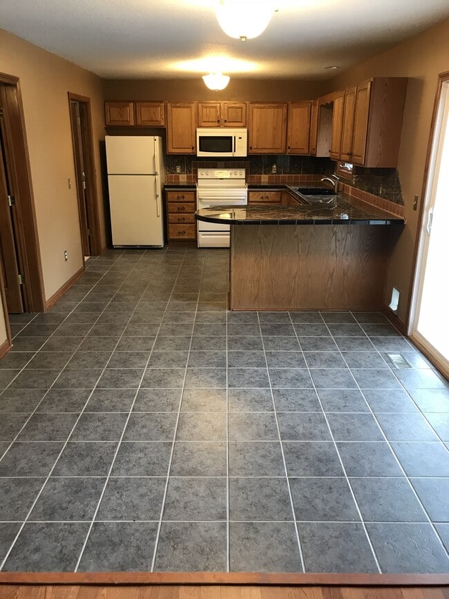 Building Photo - 5726 Fox Mill Run