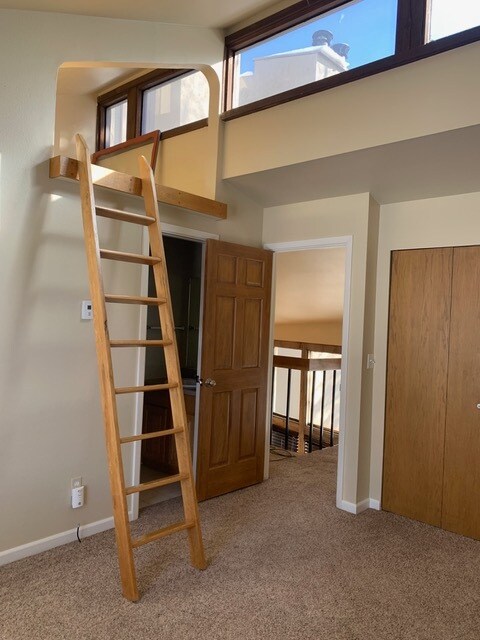 Building Photo - 142 Eagle Dr