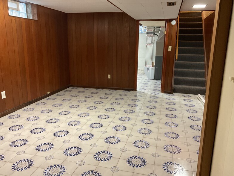 Building Photo - 211 Magnolia Ave