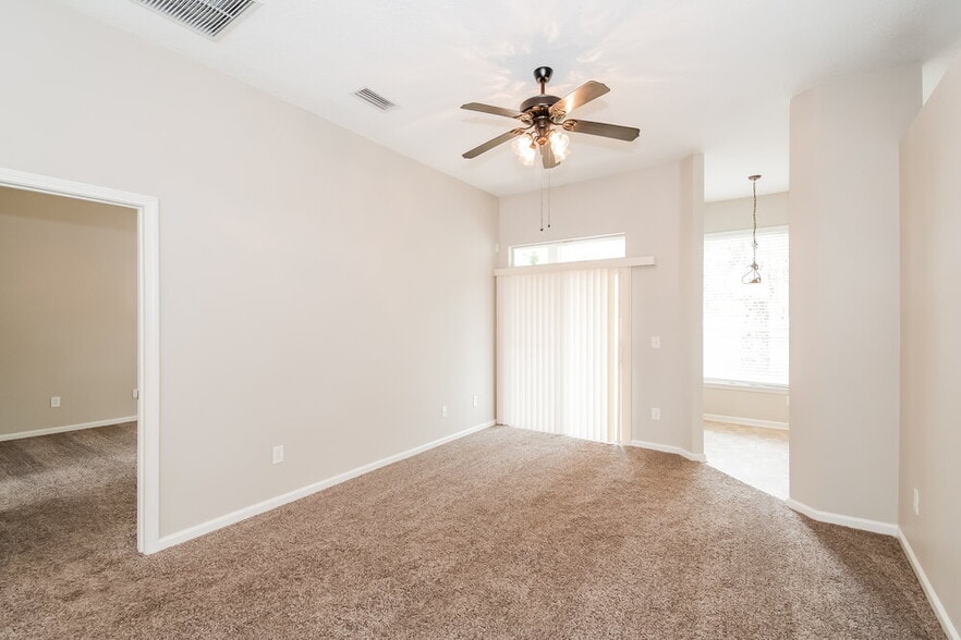 Building Photo - 14060 Red Rock Lake Dr