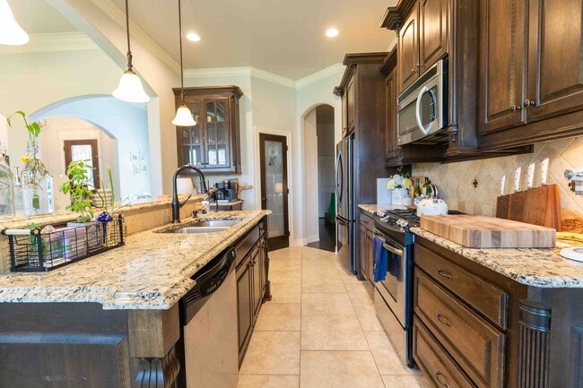 Building Photo - Beautiful 3 bedroom/2 Bathroom Home in Dogwood