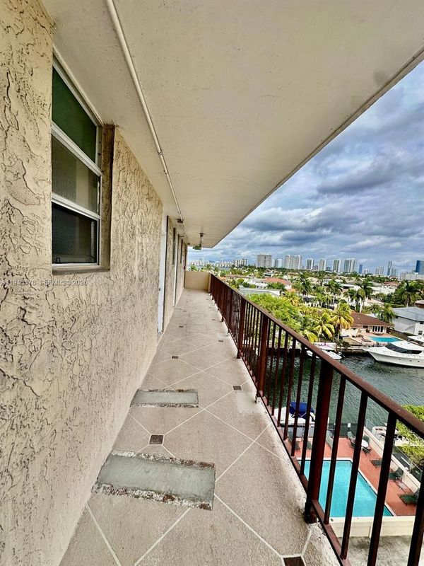 Building Photo - 2903 N Miami Beach Blvd