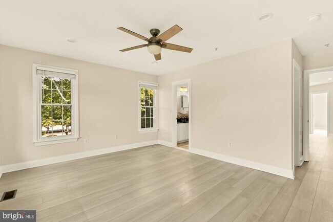 Building Photo - 640 Orchard Ridge Dr