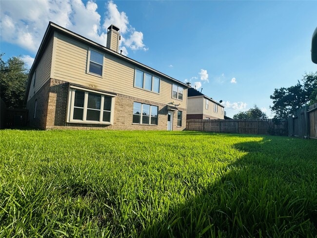 Building Photo - 931 Sierra Springs Ln