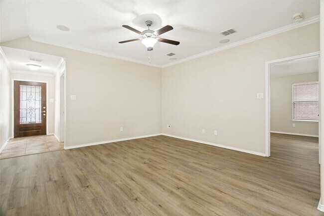 Building Photo - 2813 Houston Wood Dr