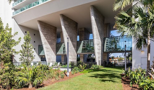 Building Photo - 1500 Bay Rd