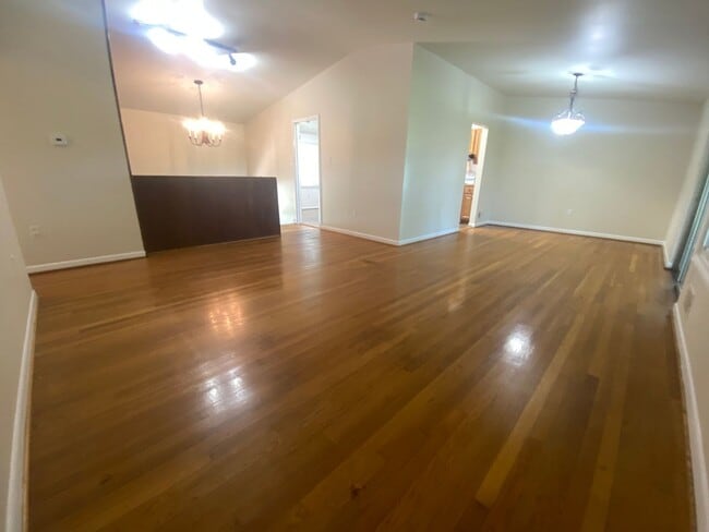 Building Photo - PRICE REDUCTION! A spacious three bedroom/ three bath split foyer single family home located in K...