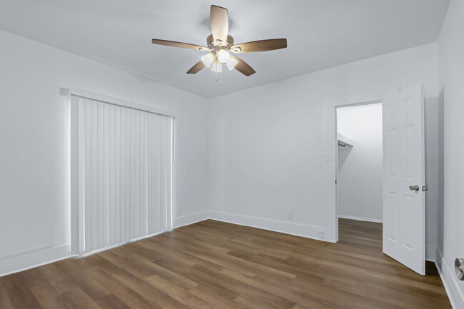 Building Photo - "Charming 3-Bedroom Sanctuary on Buckingha...