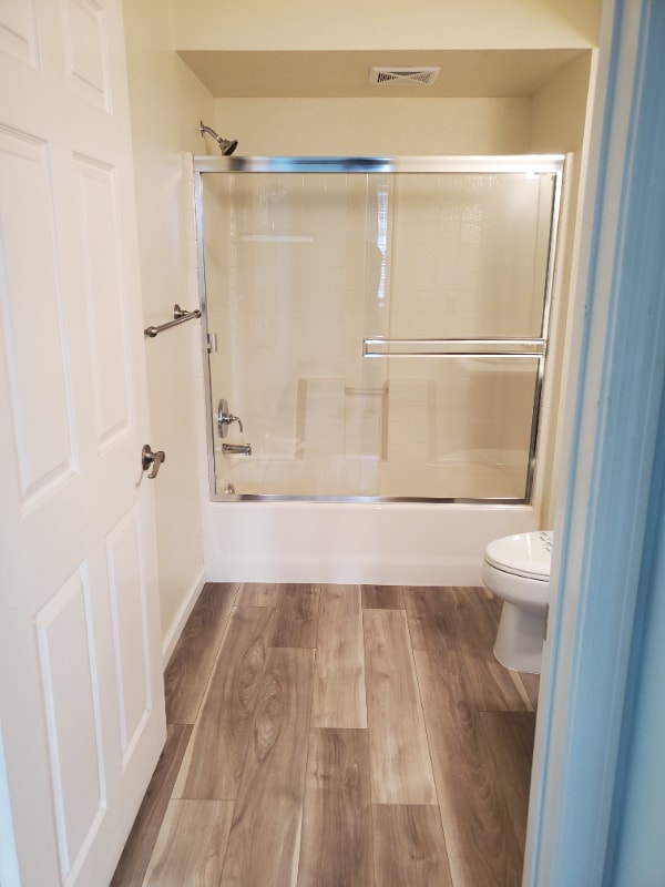 Building Photo - 1970 Columbia St