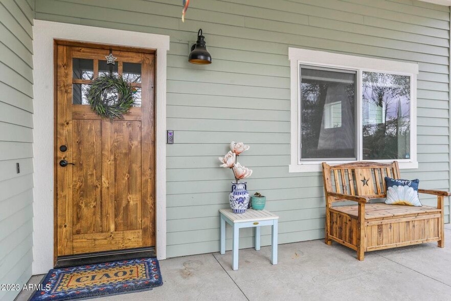 Building Photo - 414A W Frontier St