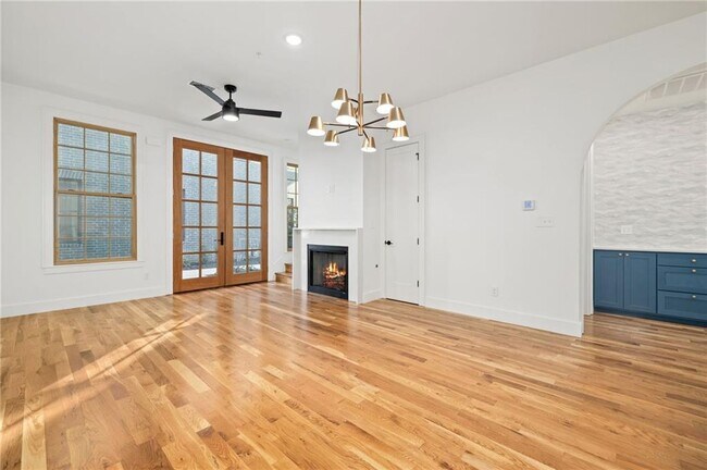 Building Photo - 4621 S 47th St