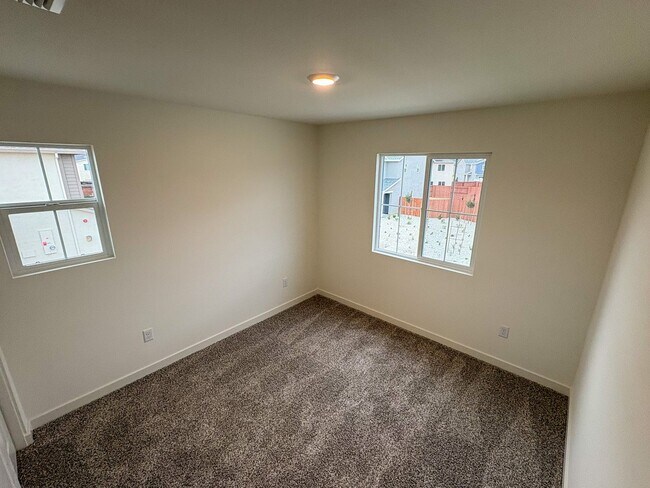 Building Photo - 827 Congaree Ln