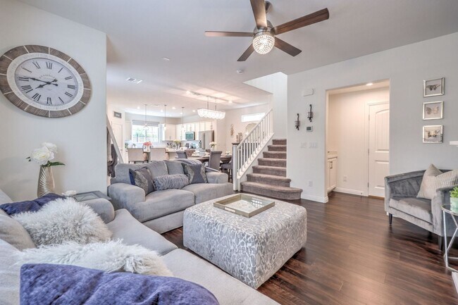Building Photo - Unfurnished Skye Canyon Home in gated community w/ Loft & EV Charger