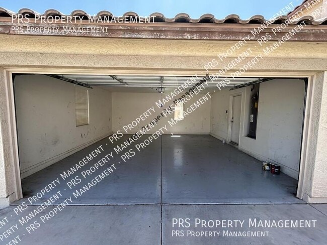 Building Photo - 45563 W Starlight Dr