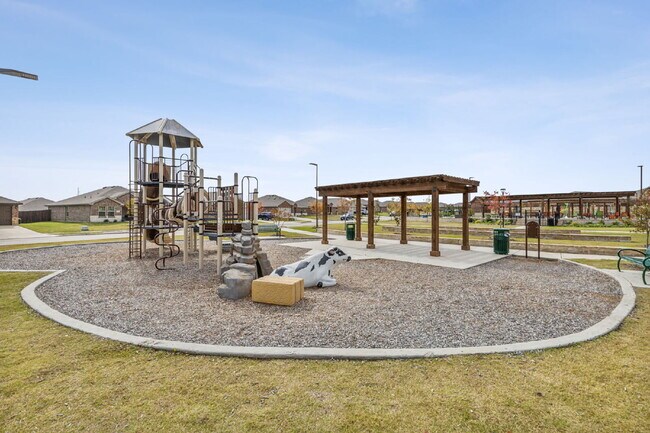 Building Photo - 606 Wrangler Dr