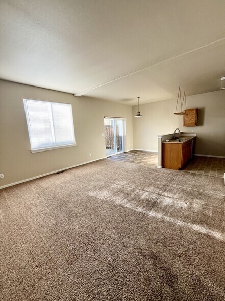 Building Photo - 20089 Beth Ave