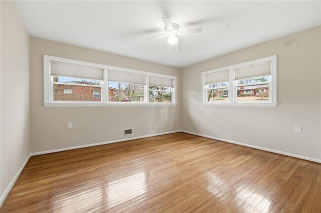 Building Photo - 3302 Wynn Dr