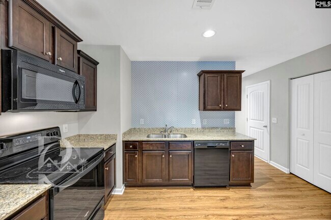 Building Photo - 107 Nobility Dr