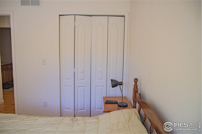 Building Photo - 1371 Saginaw Pointe Dr