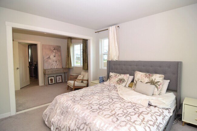 Building Photo - 12212 SW Champlin Ln