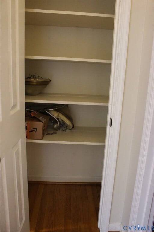 Building Photo - 1301 Canterbury Ln