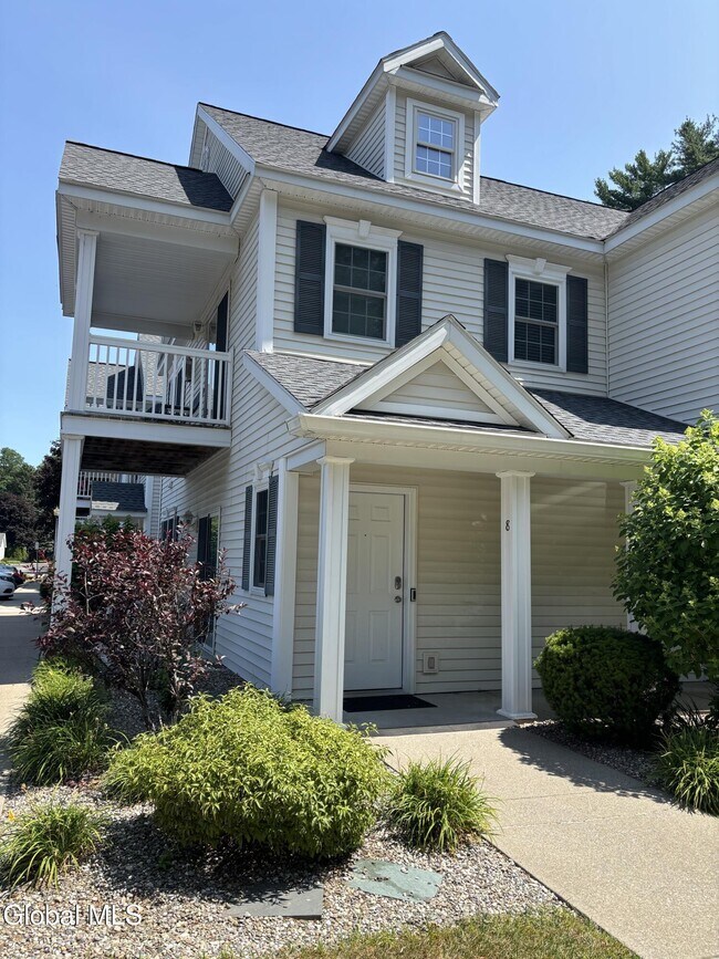 Building Photo - 14 Ellis Ave