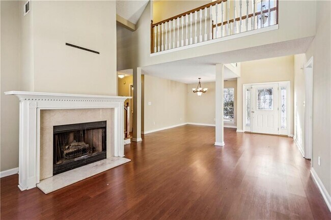 Building Photo - 3025 Vineyard Way