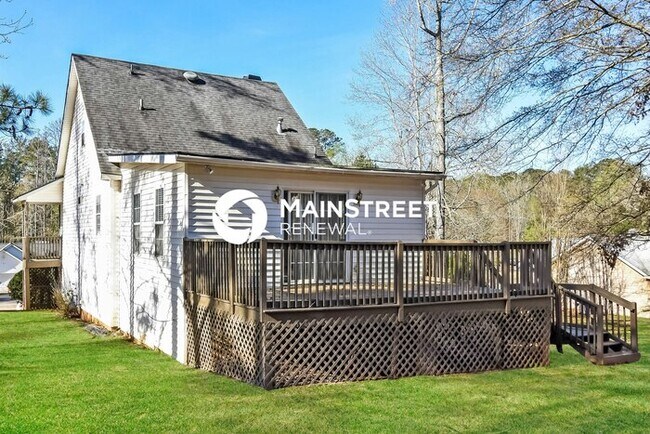Building Photo - 3 Bedroom Pet-Friendly Home in SHARPSBURG,...