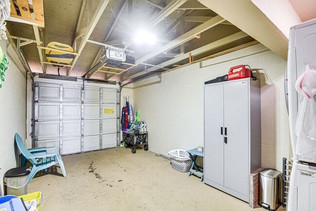 Building Photo - 2470 Ocean Shore Blvd