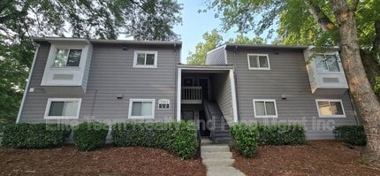 Building Photo - 3001 Heathstead Place