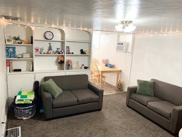 Building Photo - 632 N 300 E