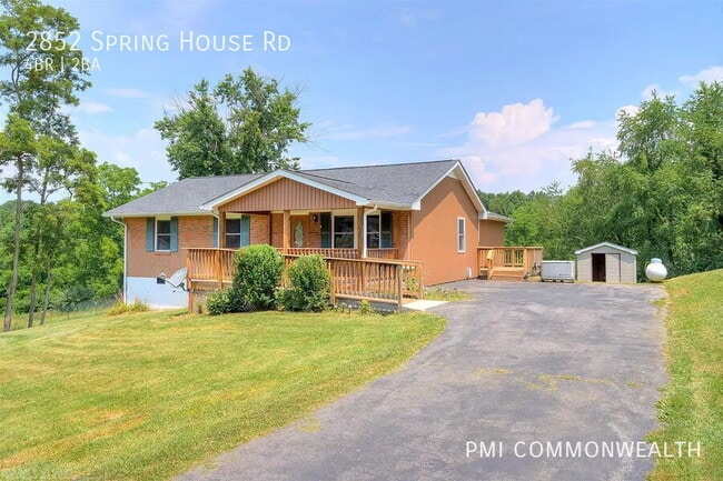 Building Photo - 2852 Spring House Rd