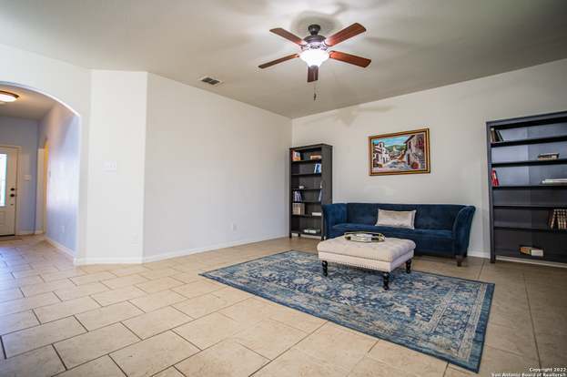 Building Photo - 7715 Watersedge Cove