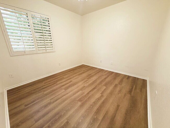 Building Photo - Spacious Single-Story Home with Open Layout & 2-Car Garage