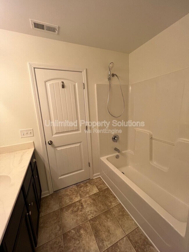 Building Photo - 4643 Andros Ln