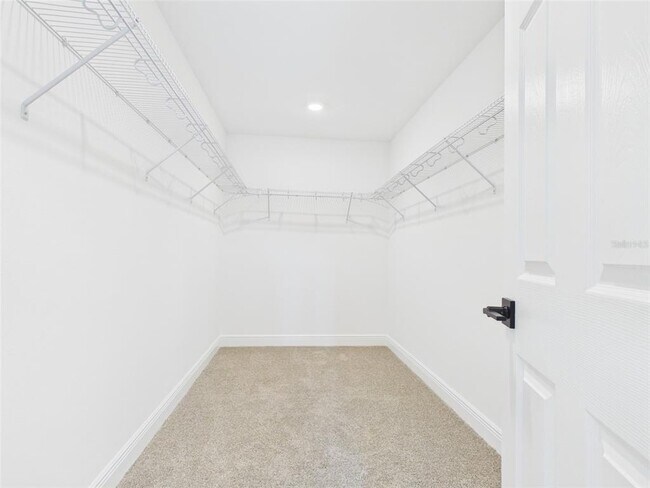 Building Photo - 5611 SW 72nd Ct