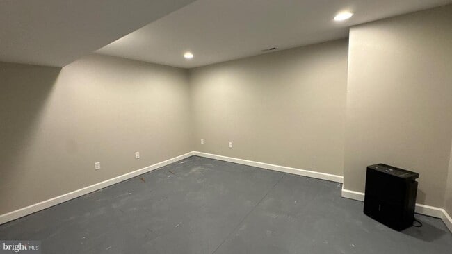 Building Photo - 6026 Trotter Rd