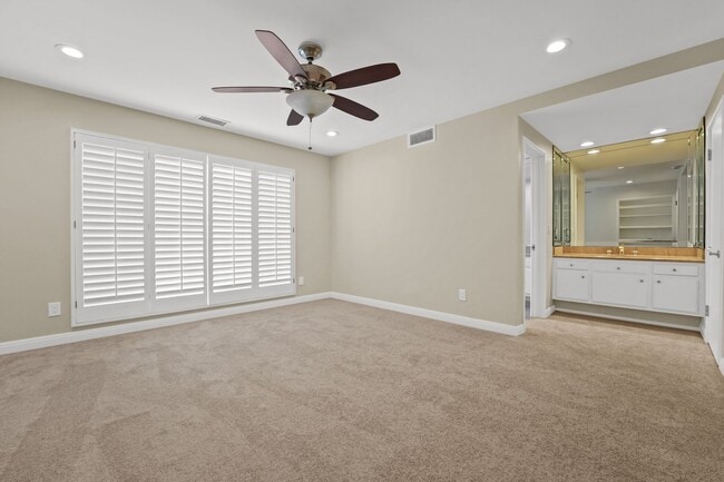 Building Photo - This stunning 5 Bed / 3 Bath Home South of Ventura Boulevard with pool and panoramic views is now...