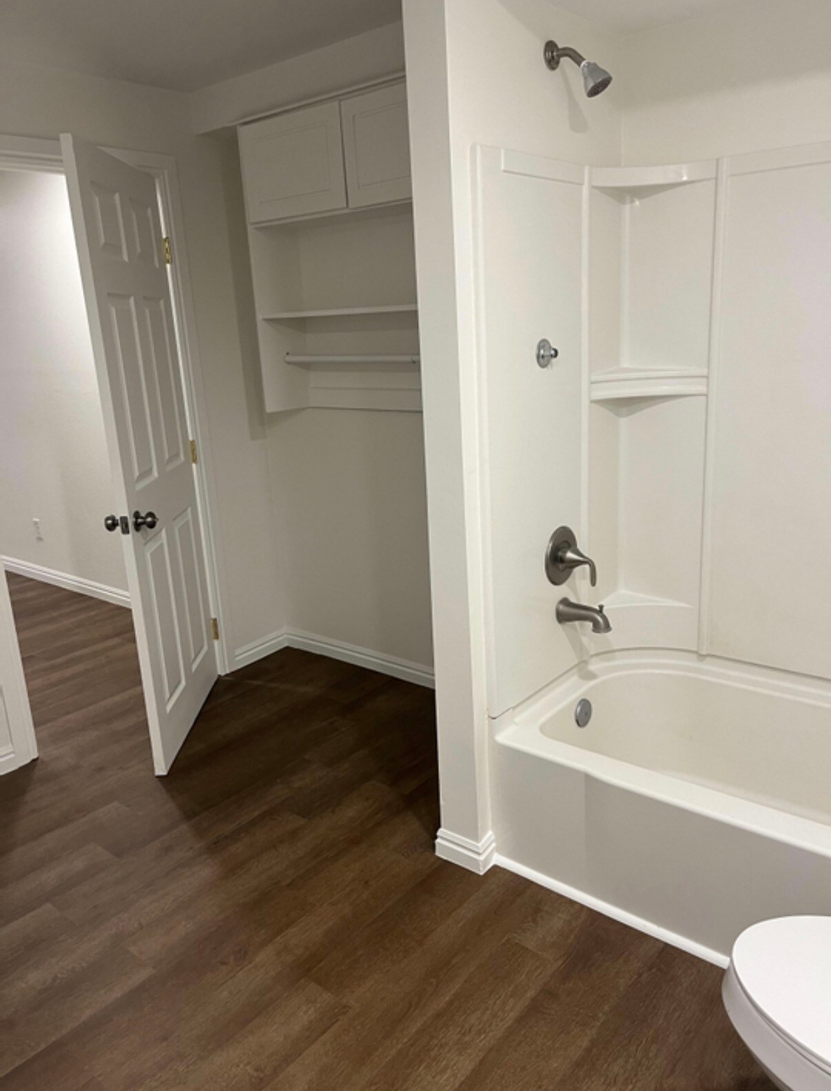 Building Photo - 6651 S Interlochin Ln